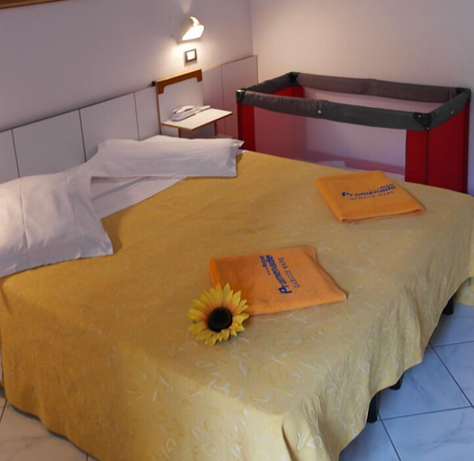 Bedroom 3, Hotel Promenade, Pesaro E Urbino
