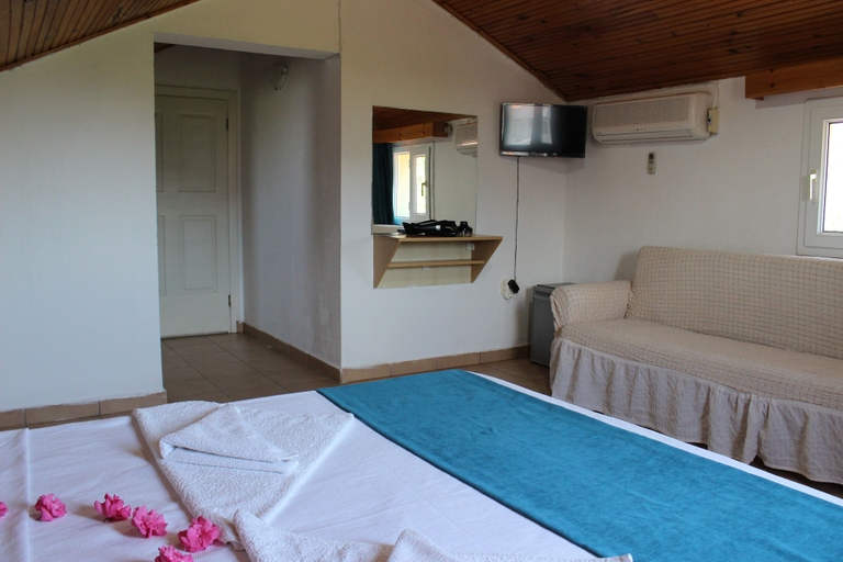 Bedroom 2, Dalyan Summer Life Apart Hotel, Ortaca