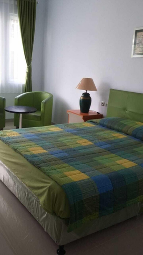 Bedroom 3, Hotel Suminar, Garut