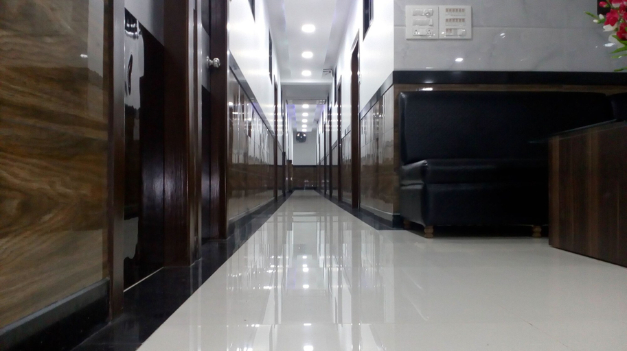 Others 1, Hotel Sion Residency, Mumbai City
