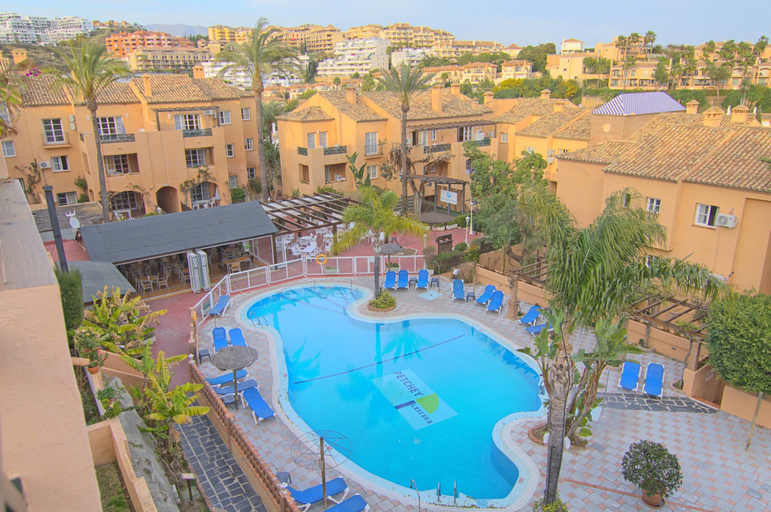Exterior & Views, Oasis de Riviera Apartment, Málaga
