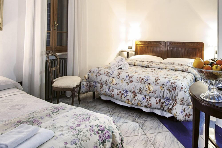 Bedroom 3, Hotel Ristorante Alla Vittoria, Mantua