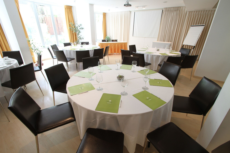 Food & Drinks 5, Regency Golf - Hotel Urbano, Montevideo