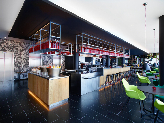 Food & Drinks 4, citizenM Paris Charles de Gaulle Airport, Seine-Saint-Denis