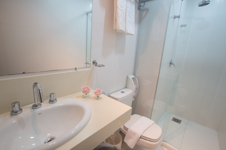 Bathroom 4, Catussaba Suítes Resort, Salvador