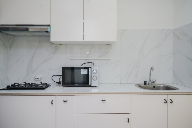 Others 3, Fancy and Nice Studio Room at Casa De Parco Apartment By Travelio, South Tangerang
