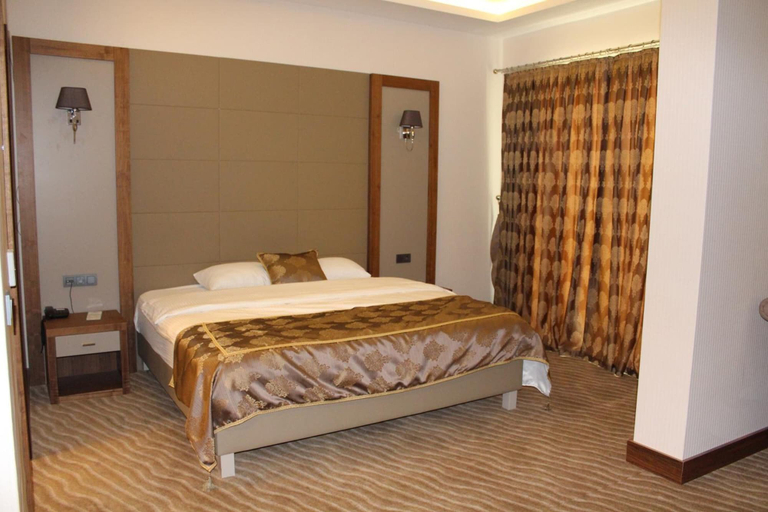 Bedroom 3, YZE Pirlanta Hotel, Merkez