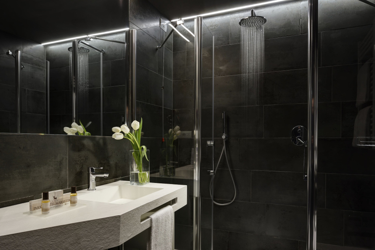 Bathroom 5, Park Hotel Marinetta, Livorno