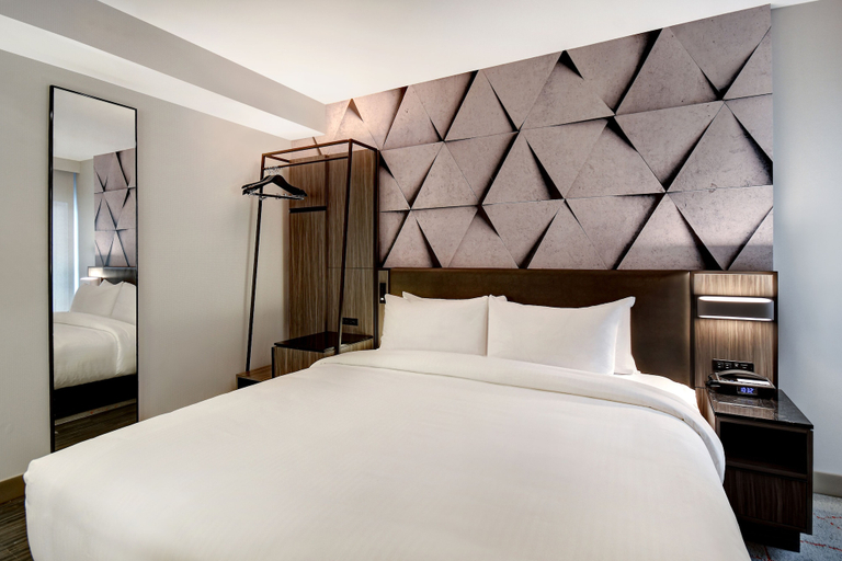 Bedroom 4, SpringHill Suites by Marriott New York Midtown Manhattan/Park Avenue, New York