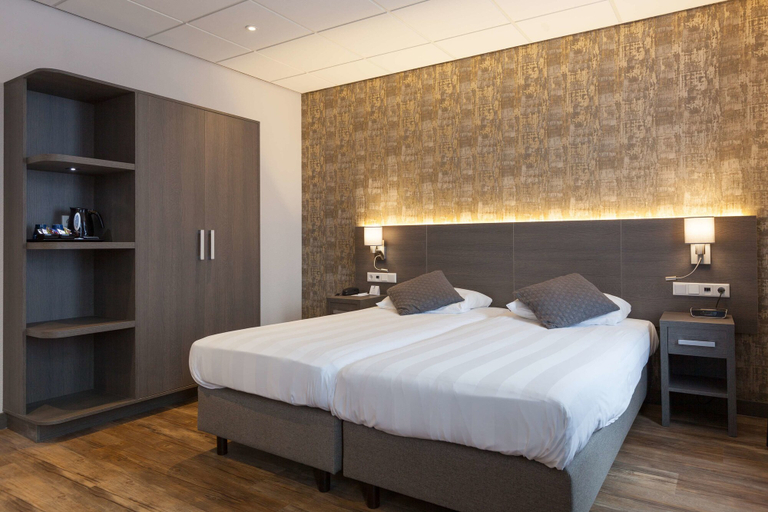 Bedroom 2, Best Western Hotel Baars