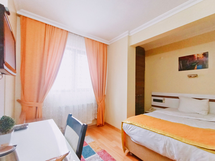 Bedroom 3, Ceylan Hotel, Yıldırım