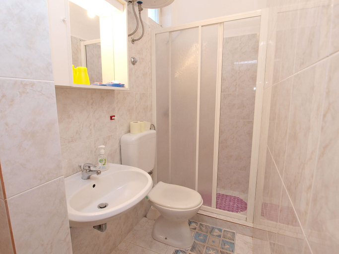 Bathroom 3, Apartments Vladislava 906, Ližnjan