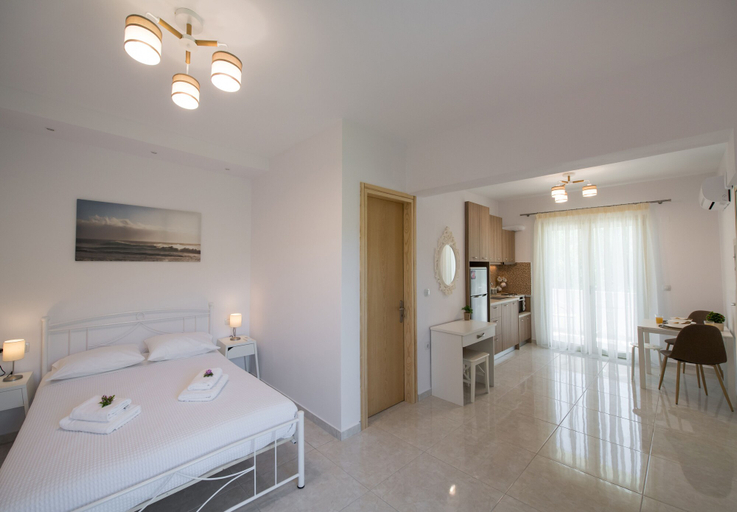 Bedroom 4, Bounatsa Studios & Apartments, Ionian Islands