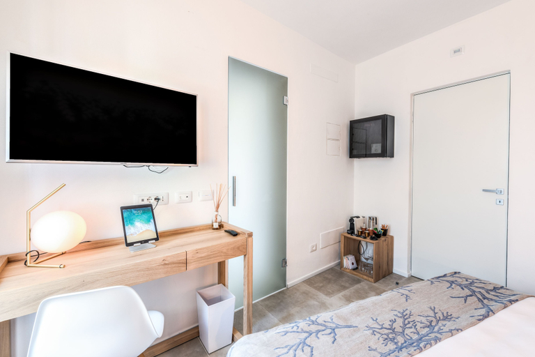 Bedroom 4, Il Sogno di Manarola by The First, La Spezia