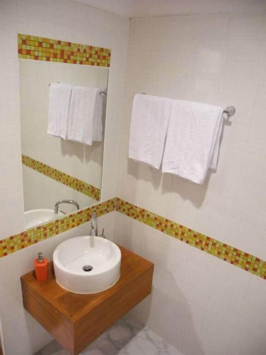 Bathroom 4, Bagan Nova Hotel, Myingyan