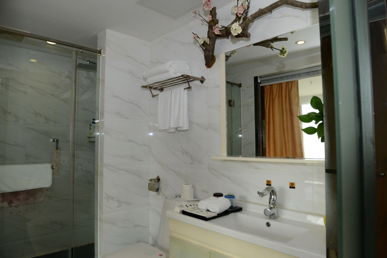 Bathroom 4, Guangzhou Joyous Seasons Hotel, Guangzhou