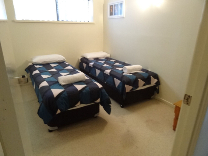 Bedroom 2, Gums Anchorage Apartments, Bribie Island