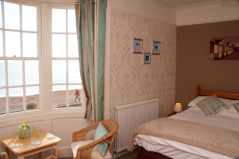 Bedroom 3, Lyndale Guest House, Dorset