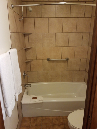 Bathroom 4, Crest Country Inn, Iowa
