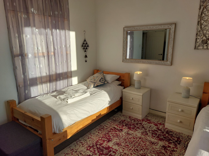 Bedroom 3, Owl House, Cornwall