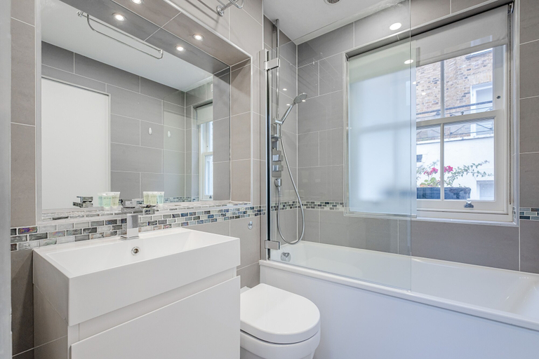 Bathroom 4, London Choice  - South Kensington Mews, London