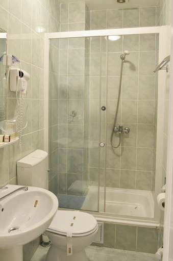 Bathroom 4, Hotel Transilvania, Cluj-napoca