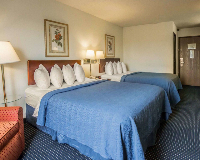 Bedroom 3, Quality Inn Dundee, Monroe