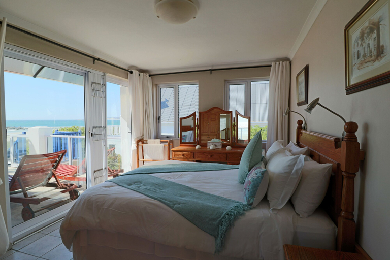 Bedroom 3, Baywatch Villa Guest House and Self Catering Accommodation, West Coast