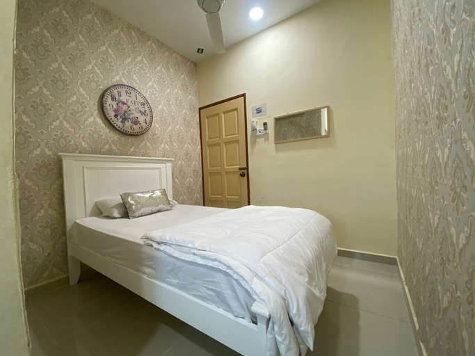 Bedroom 4, AAM Hotel, Kota Bharu