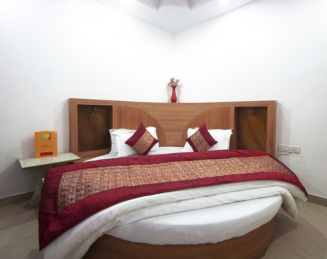 Bedroom 3, Rama Inn, Delhi