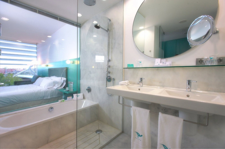 Bathroom 5, Hotel Hiberus, Zaragoza