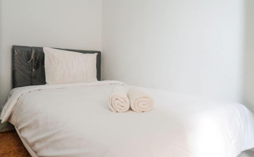Bedroom 2, Menara Rungkut Bizz Square By Deddy, Surabaya