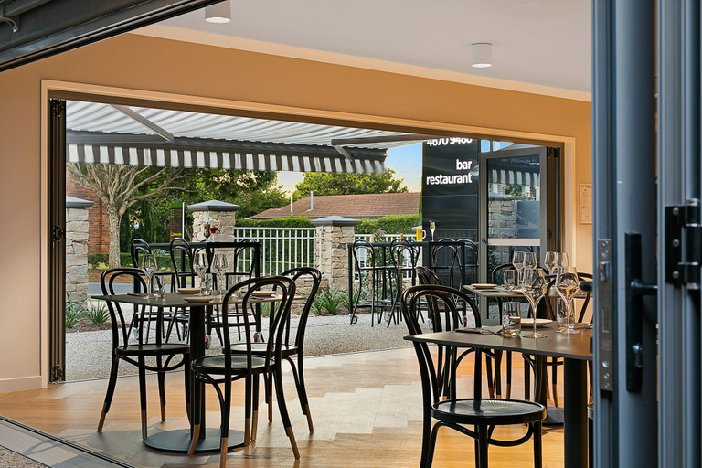 Food & Drinks 5, Potters Toowoomba Hotel, Toowoomba - Central