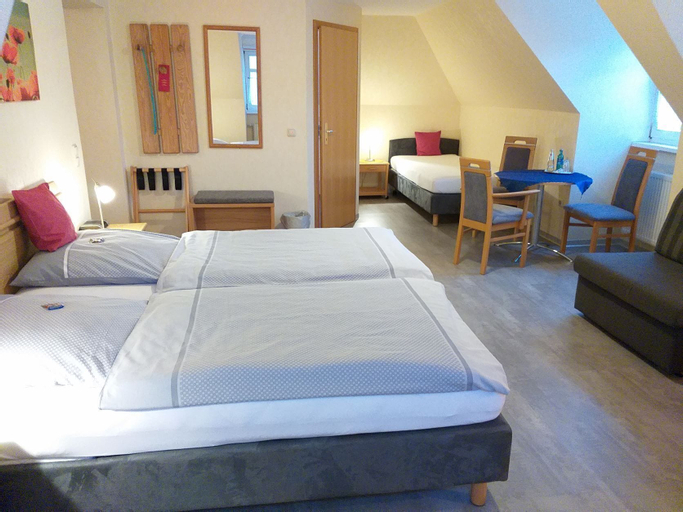 Bedroom 3, Gasthaus Zum Lindenwirt, Kassel