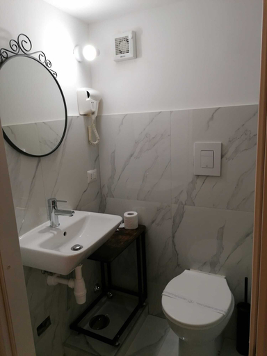 Bathroom 5, Residence Santa Teresa a Chiaia, Napoli