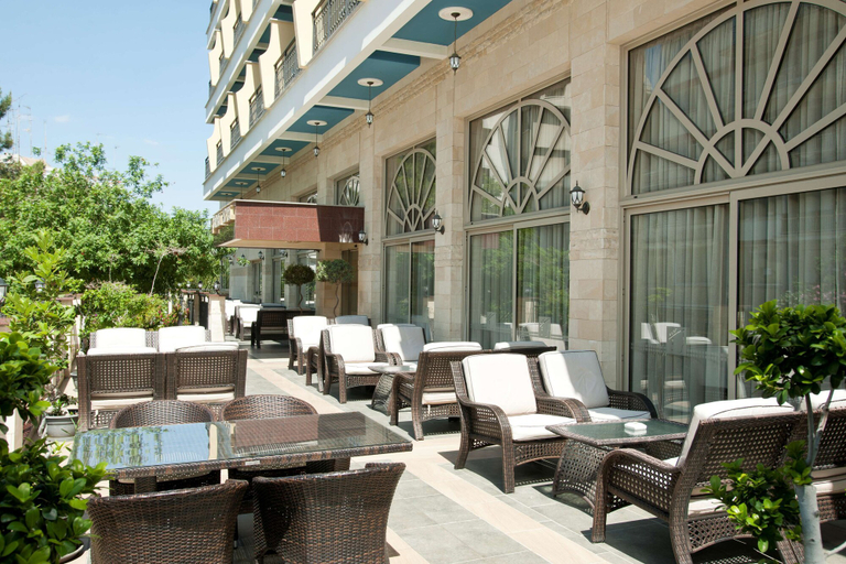 Food & Drinks 5, Semeli Hotel