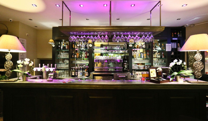 Food & Drinks 5, La Place, Alpes-Maritimes