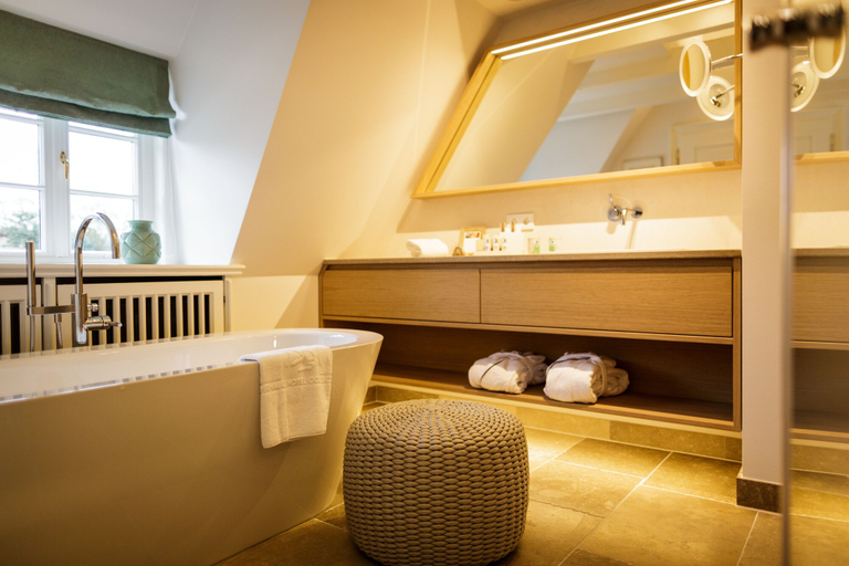 Bathroom 5, Hotel Aarnhoog, Nordfriesland