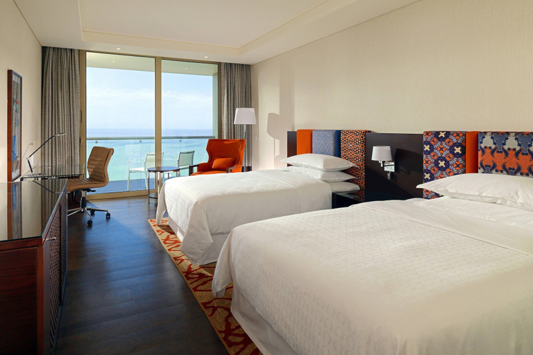 Bedroom 4, Radisson Blu Hotel, Conakry, Conakry