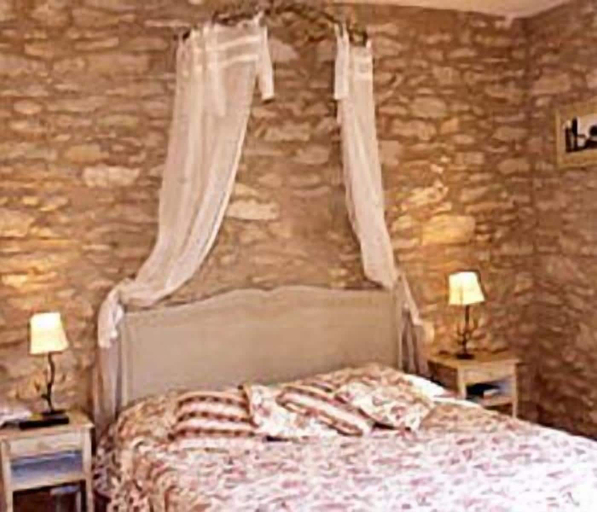 Bedroom 2, Le Mas des Carassins, Bouches-du-Rhône