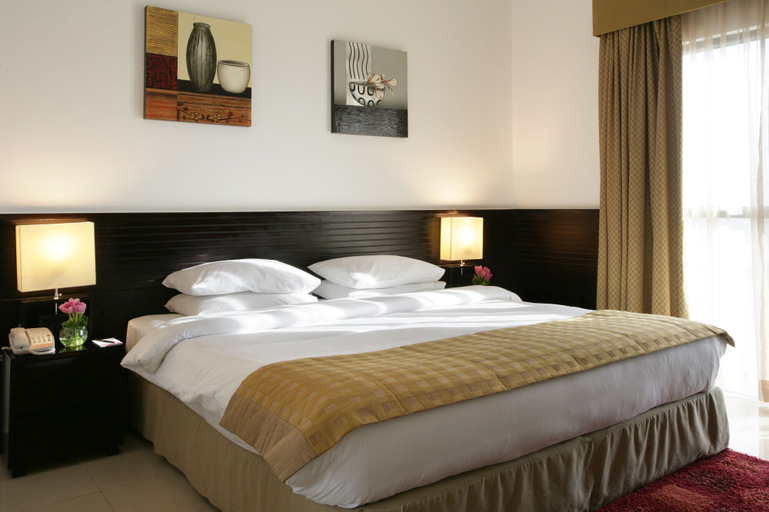 Bedroom 2, Ramada Hotel & Suites by Wyndham Ajman, Ajman