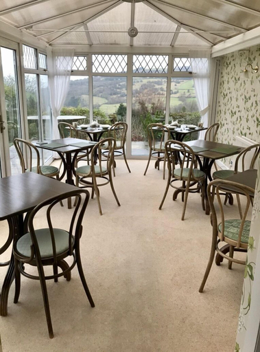 Food & Drinks, Cleeve Hill Hotel, Gloucestershire