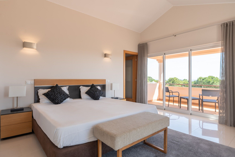 Bedroom 3, Vale da Lapa Village Resort, Lagoa
