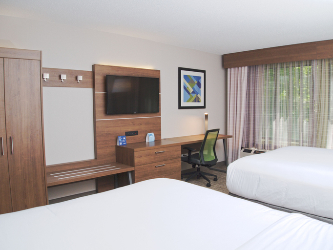 Bedroom 4, Holiday Inn Express SOUTH BURLINGTON by IHG, Chittenden