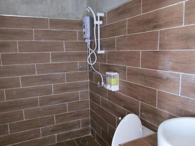 Bathroom 5, Norn Nab Dao Rimkhong, Chiang Khan