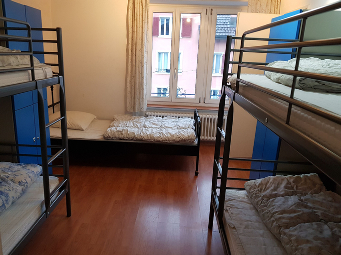 Bedroom 2, Bellpark Hostel, Luzern
