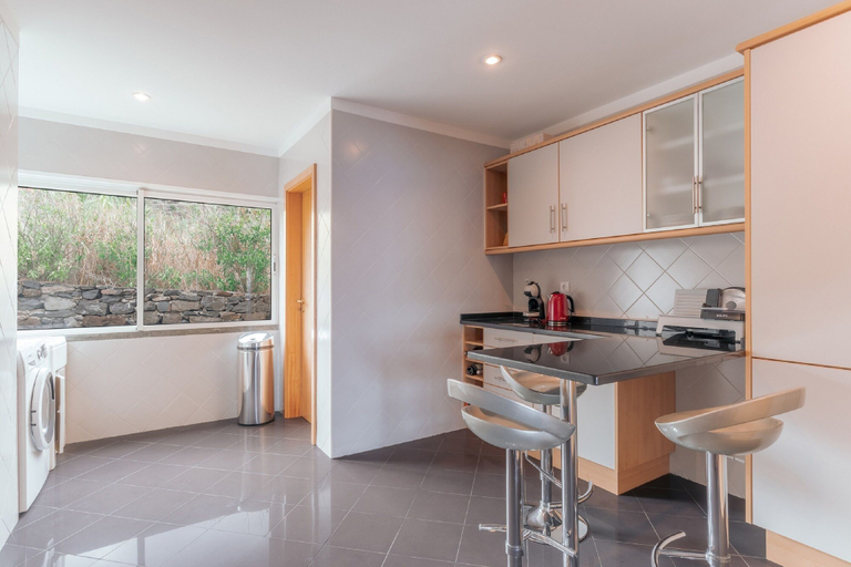 Others 5, Stunning Apartment with sea view, Santa Cruz