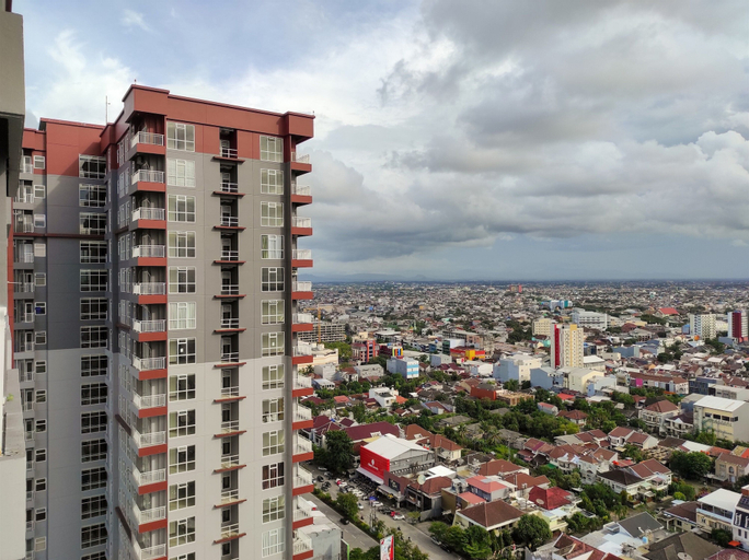Exterior & Views 5, Elegant and Comfy 1BR at Vida View Makasar Apartment, Makassar