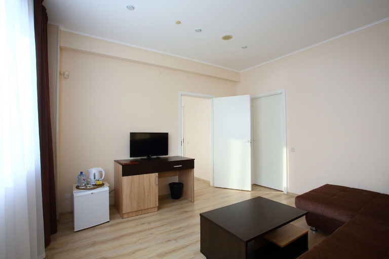 Others 5, Maksim Hotel, Ekaterinburg gorsovet