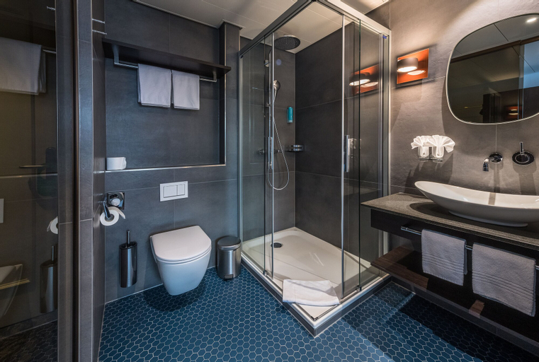 Bedroom 3, Parkhotel Gunten - Beach & Spa, Thun